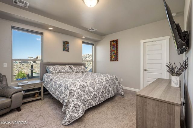 3033 Doug Rains Street, Las Cruces, NM 88011