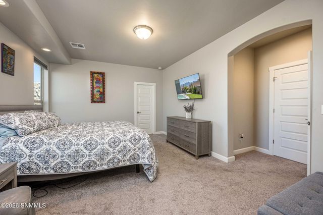 3033 Doug Rains Street, Las Cruces, NM 88011