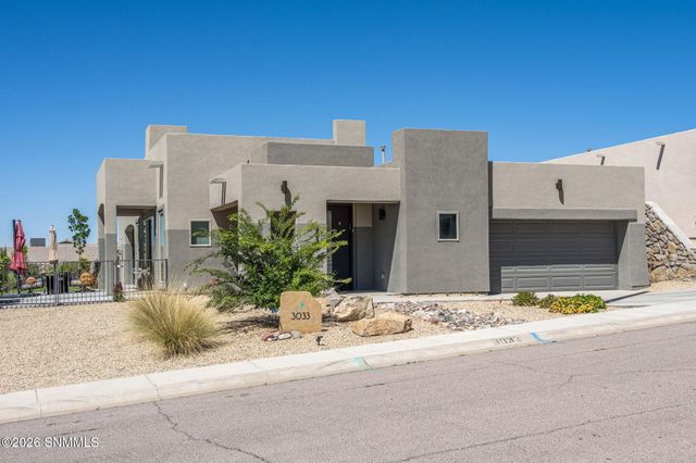 3033 Doug Rains Street, Las Cruces, NM 88011