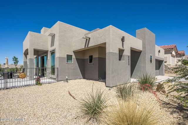 3033 Doug Rains Street, Las Cruces, NM 88011