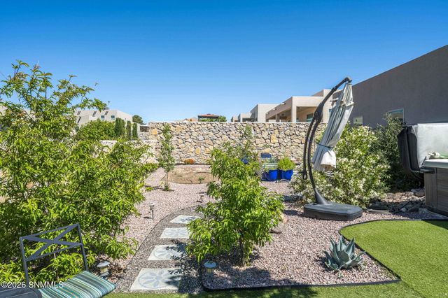 3033 Doug Rains Street, Las Cruces, NM 88011