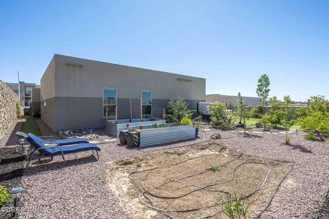 3033 Doug Rains Street, Las Cruces, NM 88011