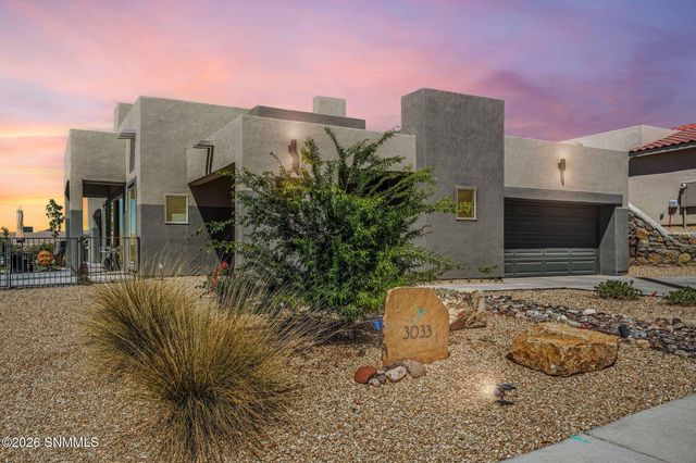 3033 Doug Rains Street, Las Cruces, NM 88011