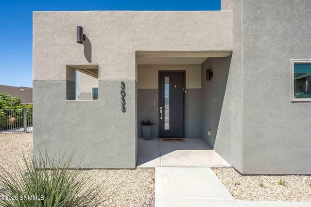 3033 Doug Rains Street, Las Cruces, NM 88011