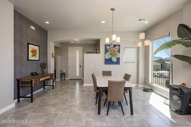 3033 Doug Rains Street, Las Cruces, NM 88011