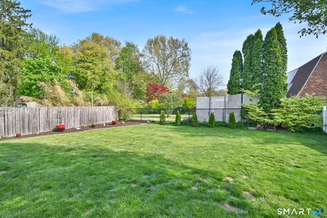61 Cedar Street, Newington, CT 06111