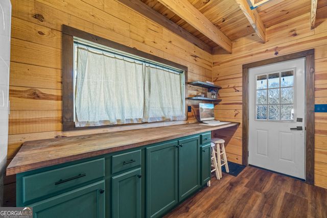 2456 Tex Smith Drive, Elberton, GA 30635