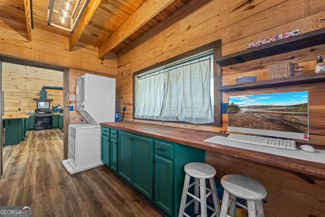 2456 Tex Smith Drive, Elberton, GA 30635