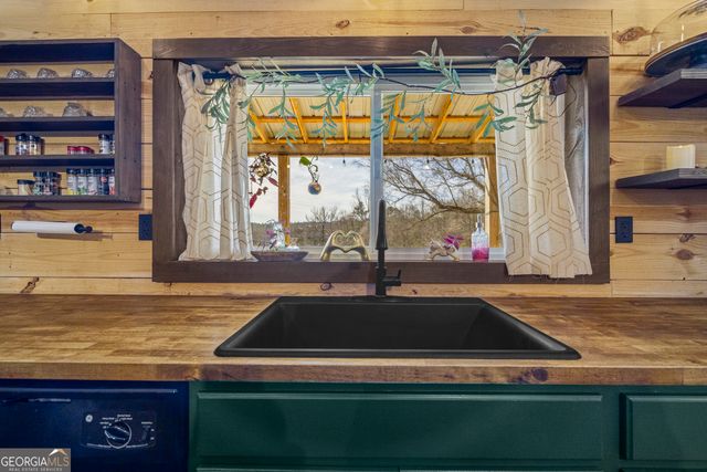 2456 Tex Smith Drive, Elberton, GA 30635