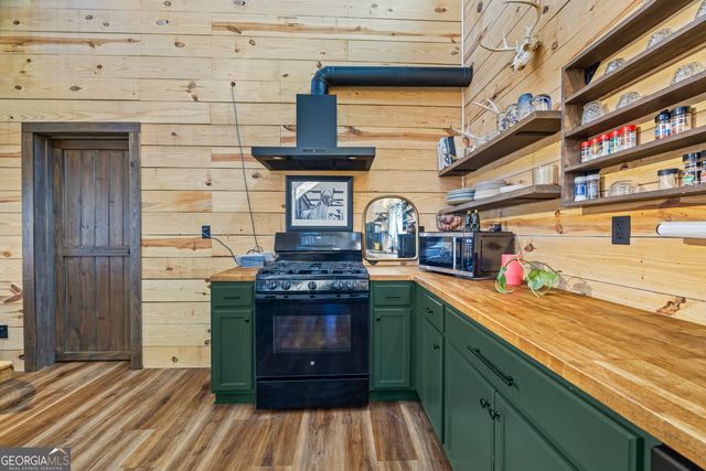 2456 Tex Smith Drive, Elberton, GA 30635