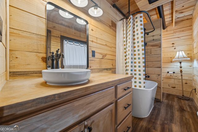 2456 Tex Smith Drive, Elberton, GA 30635