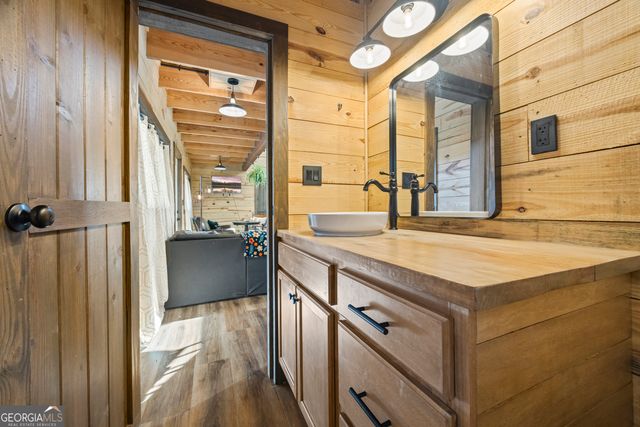 2456 Tex Smith Drive, Elberton, GA 30635