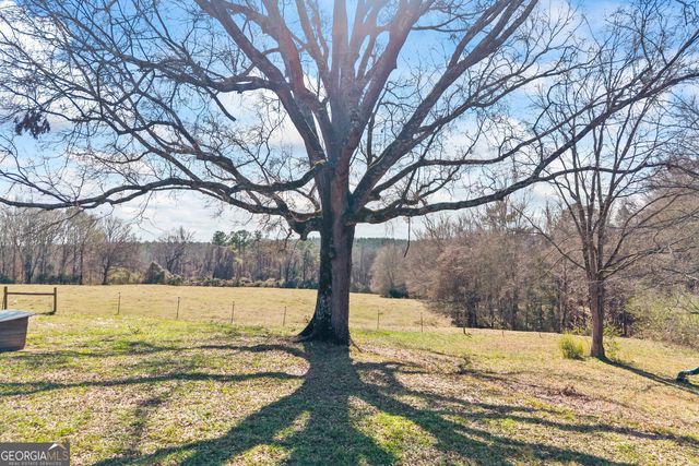 2456 Tex Smith Drive, Elberton, GA 30635