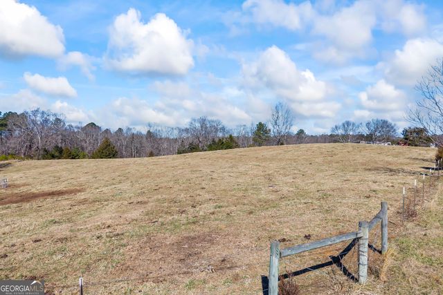 2456 Tex Smith Drive, Elberton, GA 30635