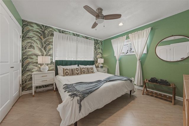 1004 SAGO PALM WAY, Apollo Beach, FL 33572