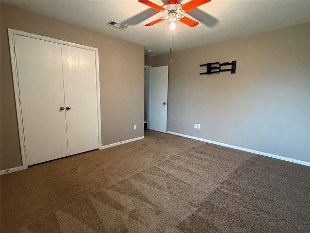 9403 Sunflower Ridge Lane, Houston, TX 77064