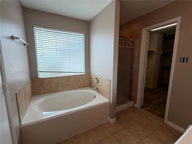 9403 Sunflower Ridge Lane, Houston, TX 77064