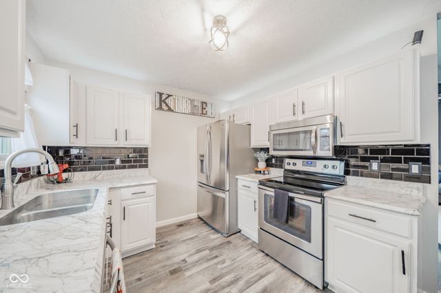 2300 S 21st Street, Terre Haute, IN 47802