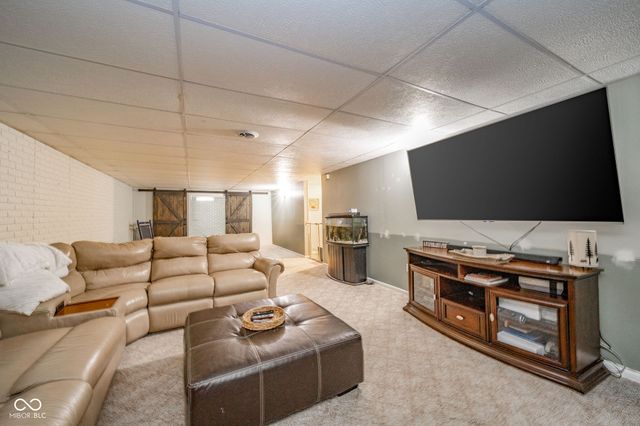 2300 S 21st Street, Terre Haute, IN 47802