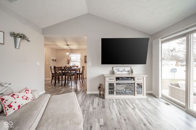 2300 S 21st Street, Terre Haute, IN 47802