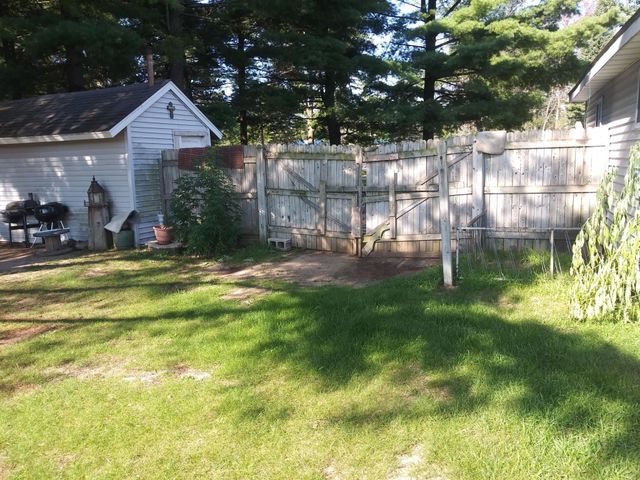 3862 Ash Road, Harrison, MI 48625