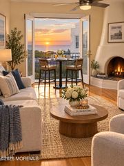 400 Deal Lake Drive 8F, Asbury Park, NJ 07712
