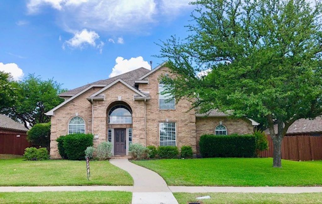 2413 Trailwest Lane, Plano, TX 75025