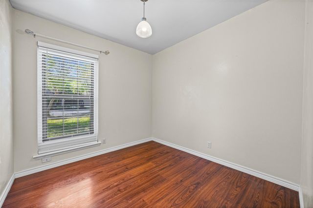 1102 Sahara Ave, Austin, TX 78745