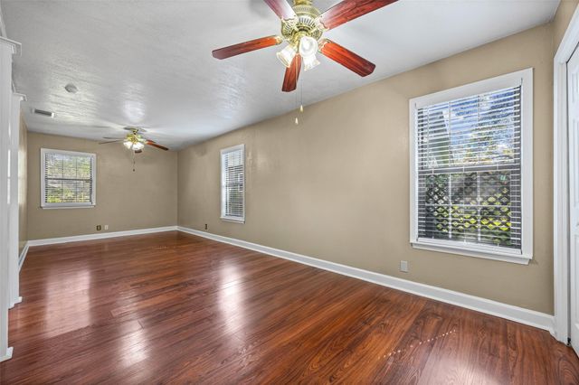 1102 Sahara Ave, Austin, TX 78745