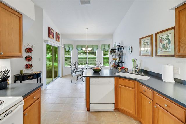 24128 ROBINWOOD STREET, Leesburg, FL 34748