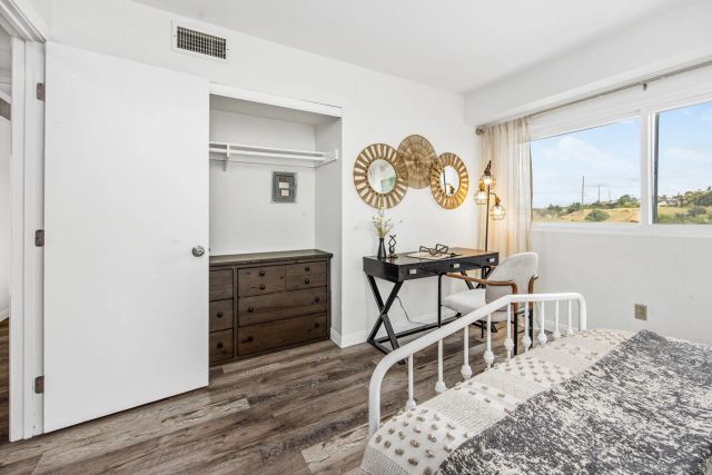 2251 Famosa Blvd B, San Diego, CA 92107