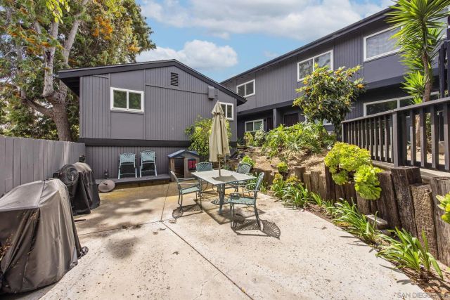 2251 Famosa Blvd B, San Diego, CA 92107