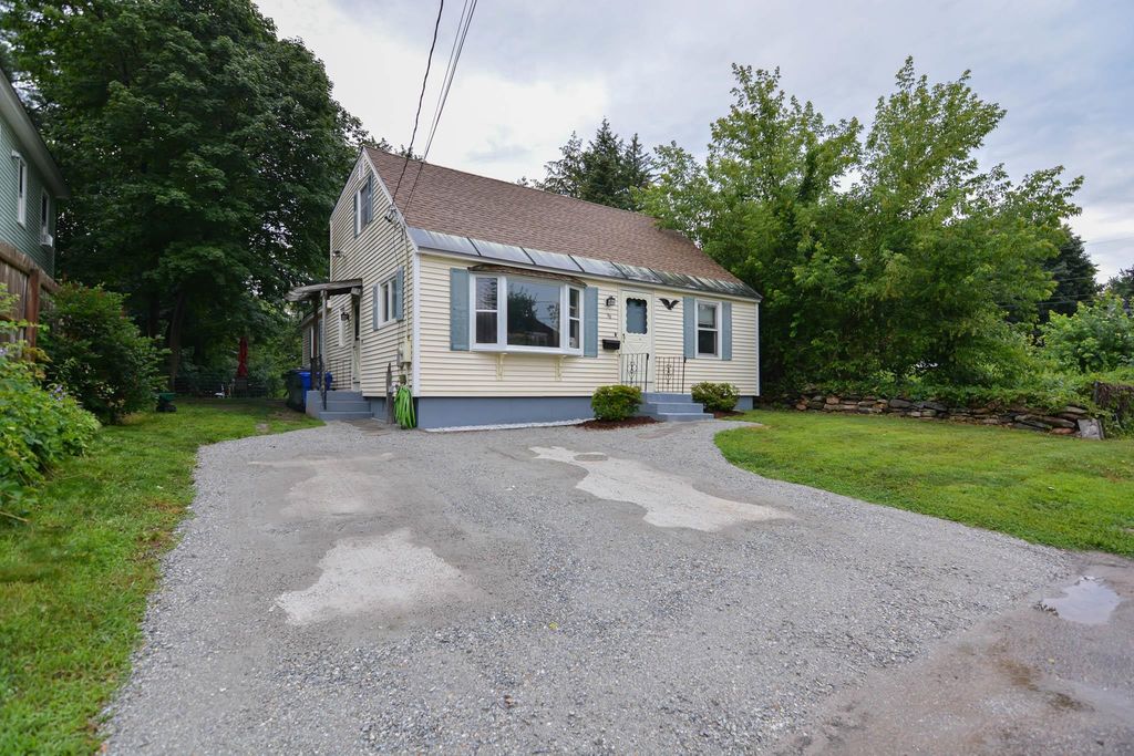 30 Clement Street, Manchester, NH 03102