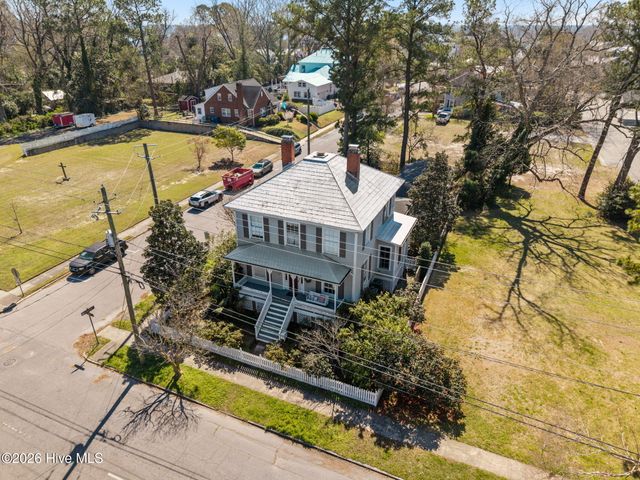 323 E 2nd Street, Washington, NC 27889
