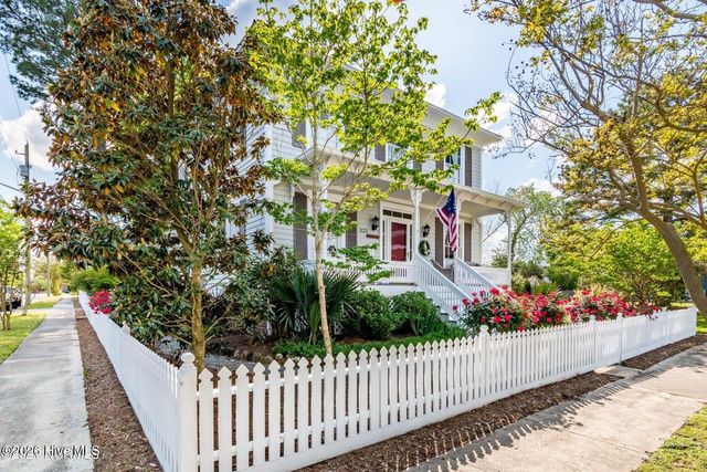 323 E 2nd Street, Washington, NC 27889