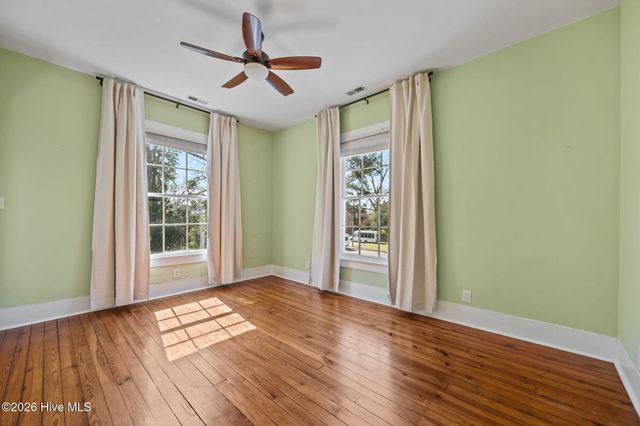 323 E 2nd Street, Washington, NC 27889