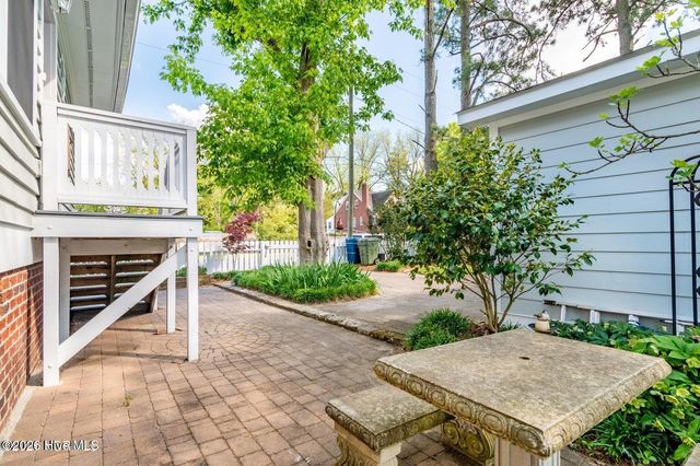 323 E 2nd Street, Washington, NC 27889