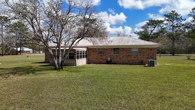 343 Campbell Road, Defuniak Springs, FL 32433