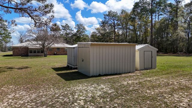 343 Campbell Road, Defuniak Springs, FL 32433