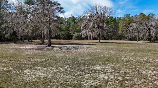343 Campbell Road, Defuniak Springs, FL 32433