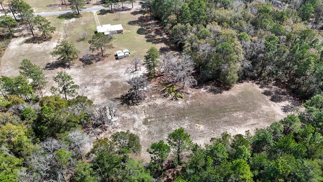 343 Campbell Road, Defuniak Springs, FL 32433