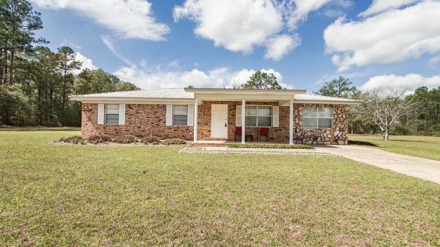 343 Campbell Road, Defuniak Springs, FL 32433