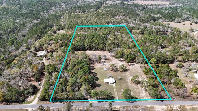 343 Campbell Road, Defuniak Springs, FL 32433
