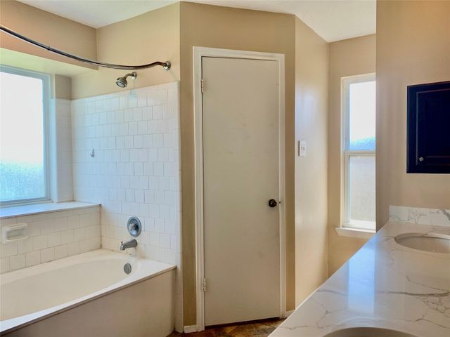 2903 Bentley Court, Pearland, TX 77584