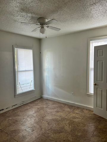 18 W 37th Street, San Angelo, TX 76903