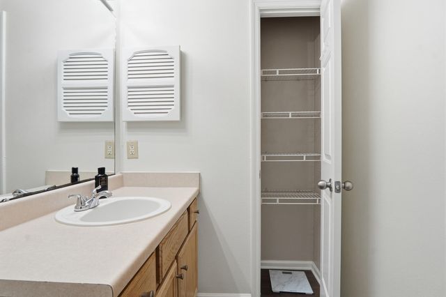 700 Daniel Ellis Drive Apt 11306, Charleston, SC 29412