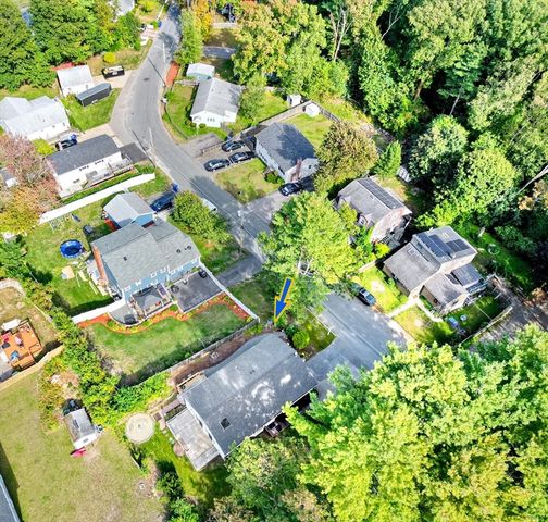 28 Border Rd, Holbrook, MA 02343