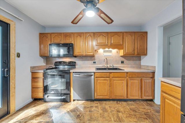 428 Missimer LN, Vinton, VA 24179