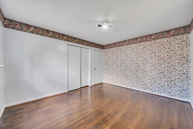 428 Missimer LN, Vinton, VA 24179