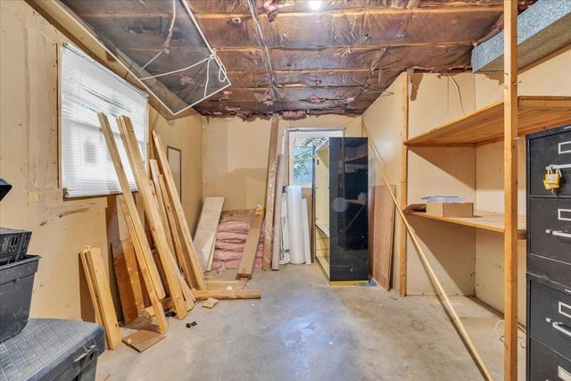 428 Missimer LN, Vinton, VA 24179